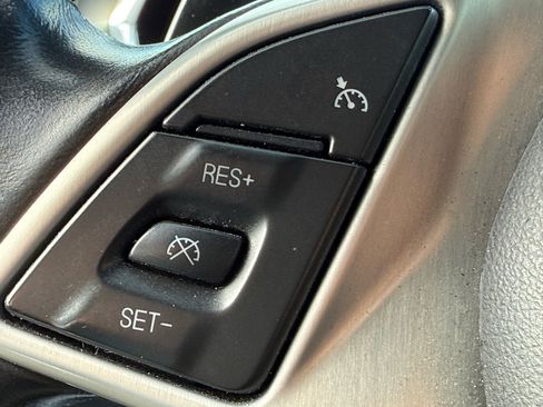 Used 2015 Chevrolet Corvette Stingray Convertible image 40