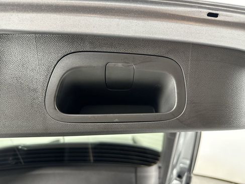 Used 2025 Chevrolet Trax RS w/ Driver Confidence Package image 33