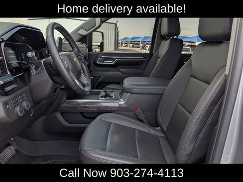 Used 2025 Chevrolet Silverado 3500 LTZ image 24