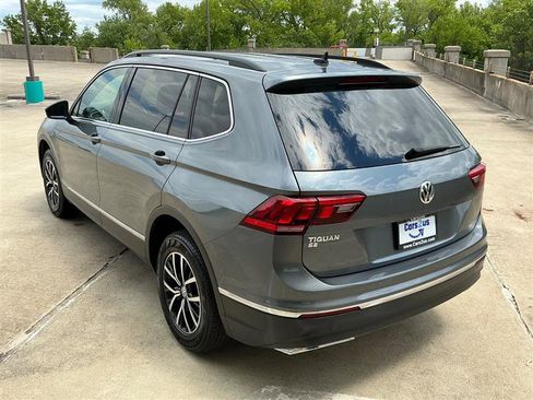 Used 2021 Volkswagen Tiguan SE R-Line FWD image 4