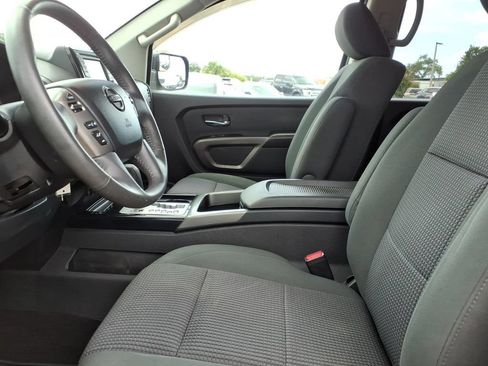Used 2015 Nissan Titan SV w/ SV Value Truck Package AWD/4WD image 23