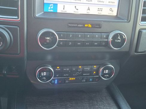 Used 2019 Ford Expedition Limited w/ Special Edition Package AWD/4WD image 16