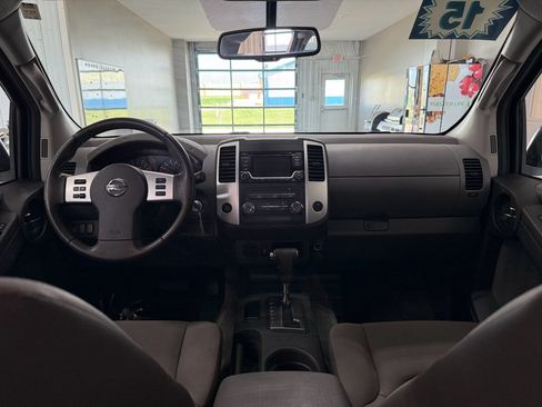 Used 2015 Nissan Xterra S RWD image 19