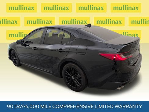 Used 2026 Toyota Camry SE w/ Convenience Package FWD image 9