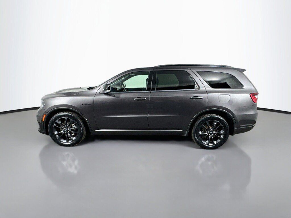 Used 2021 Dodge Durango R/T w/ Trailer Tow Group IV AWD/4WD image 2