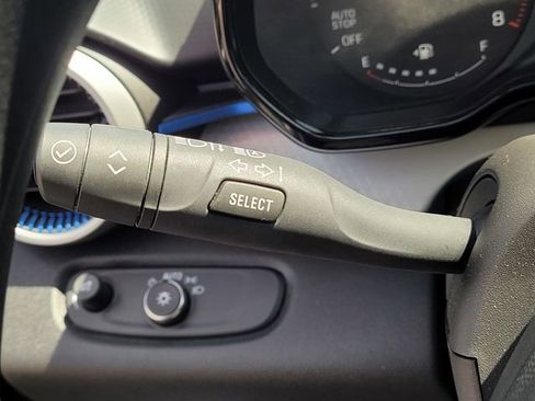 Used 2025 Chevrolet Trax LS image 15