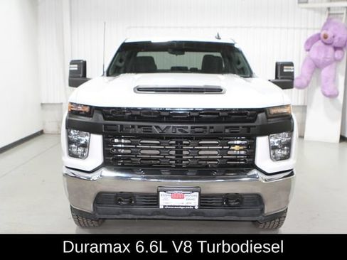 Used 2022 Chevrolet Silverado 2500 W/T w/ WT Convenience Package AWD/4WD image 2