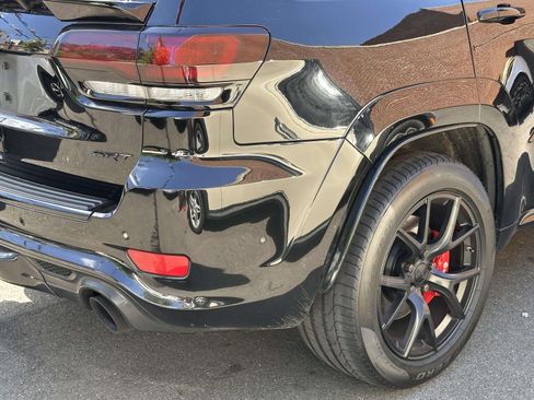 Used 2020 Jeep Grand Cherokee SRT w/ Trailer Tow Group IV AWD/4WD image 9