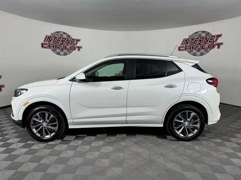 Used 2023 Buick Encore GX Select w/ Sport Touring Package image 4