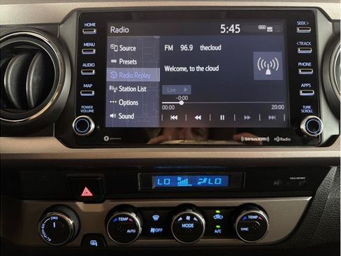 Used 2021 Toyota Tacoma SR5 AWD/4WD image 18