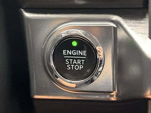 Used 2022 Ford F150 Lariat w/ Equipment Group 502A High image 21