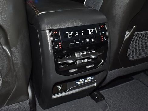 Used 2025 Jeep Grand Cherokee Summit w/ Adv Protech Group IV image 31