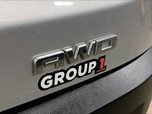 Used 2019 GMC Acadia SLE AWD/4WD image 10