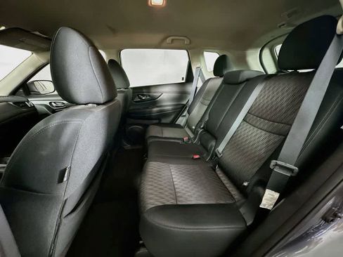 Used 2017 Nissan Rogue SV w/ Midnight Edition FWD image 14