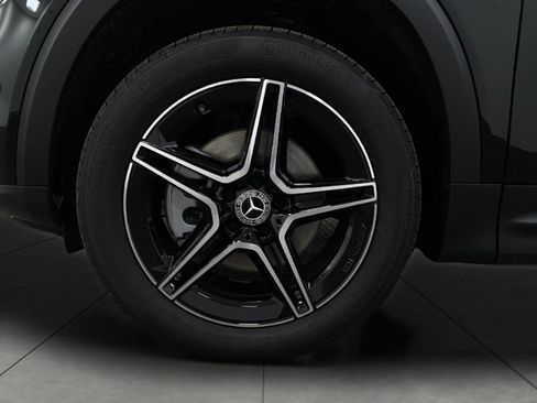 New 2026 Mercedes-Benz GLB 250 4MATIC image 12