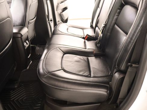 Used 2016 GMC Canyon SLE w/ SLE Convenience Package RWD image 12