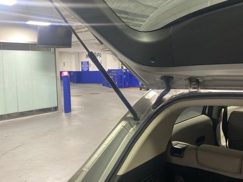 Used 2016 Honda HR-V EX image 5