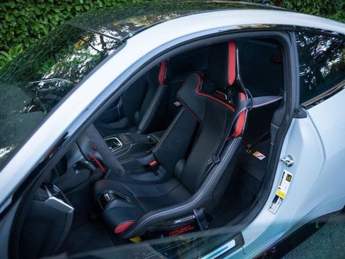 Used 2023 BMW M4 CSL image 31