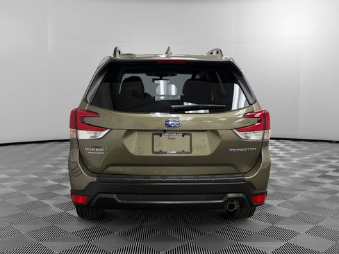 Used 2023 Subaru Forester Limited image 4
