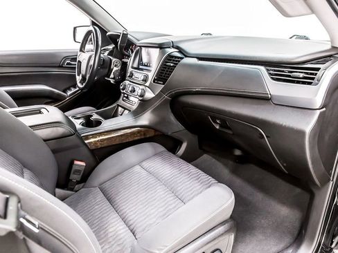 Used 2019 Chevrolet Tahoe LS RWD image 32