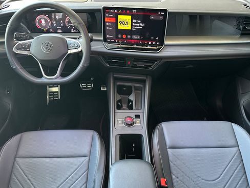New 2026 Volkswagen Tiguan SE R-Line AWD/4WD image 11
