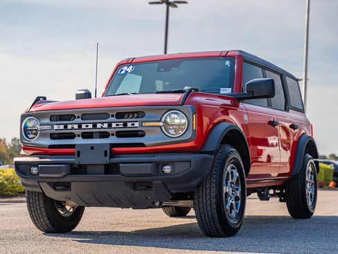 Certified 2024 Ford Bronco Big Bend image 4