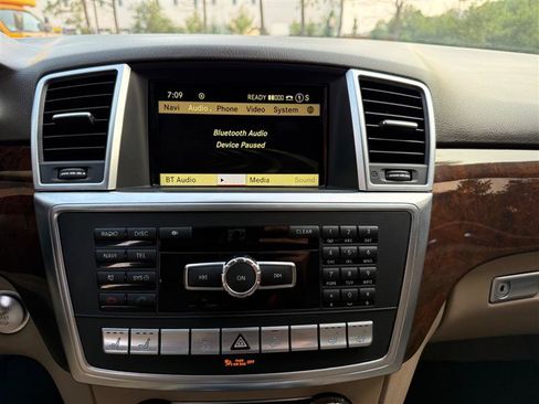 Used 2012 Mercedes-Benz ML 350 BlueTEC 4MATIC image 44