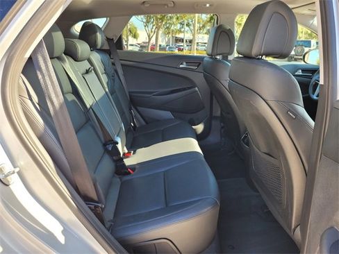 Used 2016 Hyundai Tucson Limited w/ Option Group 03 image 17