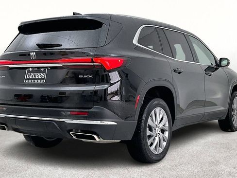 Used 2025 Buick Enclave Preferred image 15