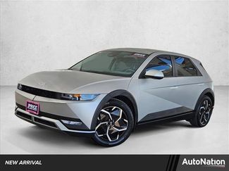 Used 2024 Hyundai Ioniq 5 SEL video 1