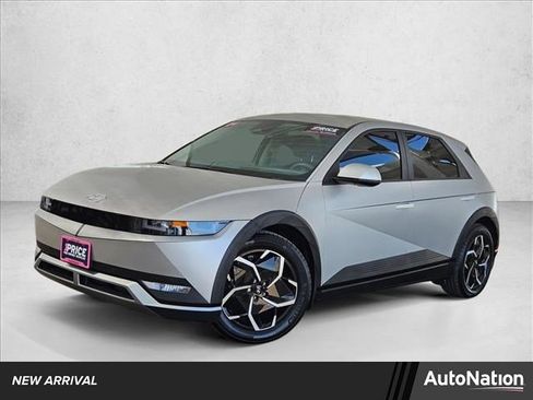 Used 2024 Hyundai Ioniq 5 SEL image 1