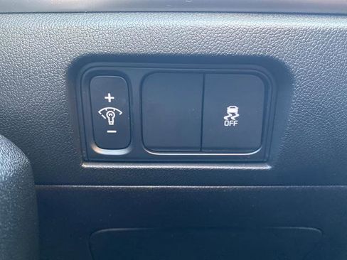 Used 2024 Kia Sorento S image 26