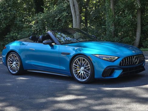 Used 2022 Mercedes-Benz SL 55 AMG 4MATIC w/ Driver Assistance Package image 8