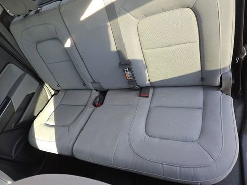 Used 2020 GMC Canyon 2WD Crew Cab w/ Convenience Package image 23