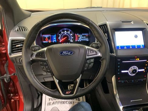 Certified 2019 Ford Edge ST w/ Convenience Package AWD/4WD image 36