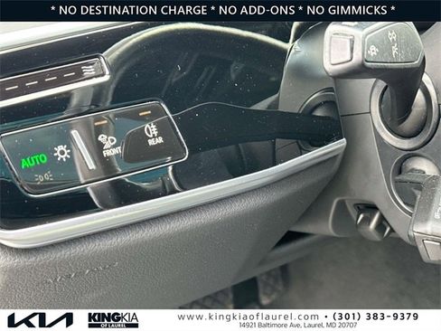 Used 2022 Audi A8 L 3.0T image 14
