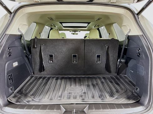 Used 2021 Subaru Ascent Limited w/ Technology Package image 32
