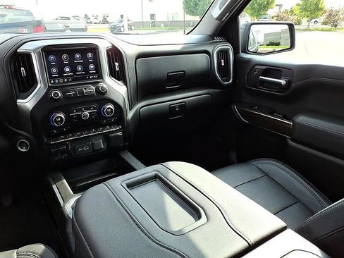 Used 2019 Chevrolet Silverado 1500 RST AWD/4WD image 22