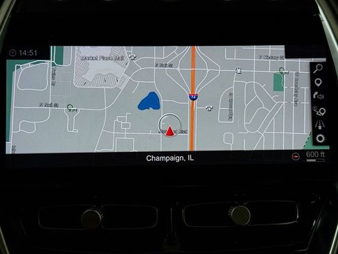 Used 2021 Aston Martin DBX image 13