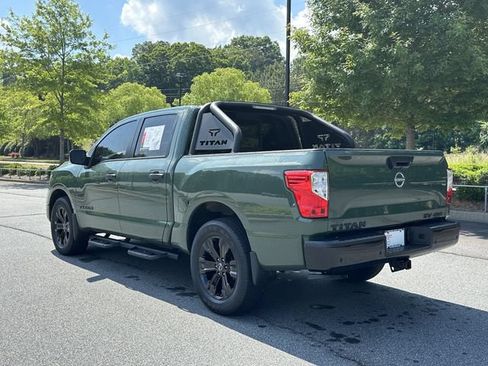Certified 2024 Nissan Titan SV w/ SV Bronze Edition Package AWD/4WD image 7