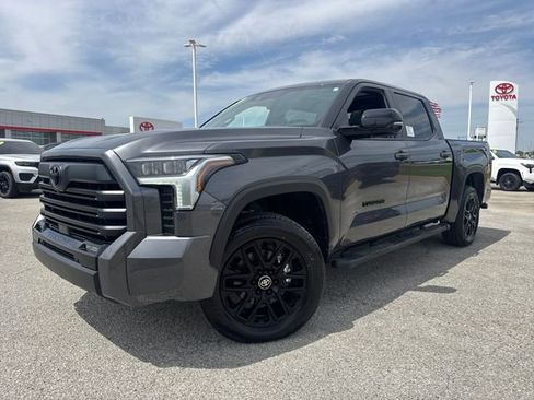 Used 2026 Toyota Tundra Limited image 1