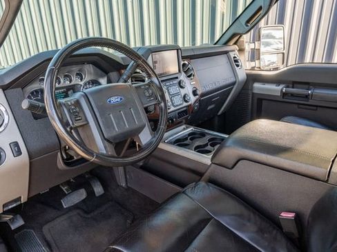 Used 2013 Ford F250 Lariat w/ Lariat Ultimate Pkg image 22