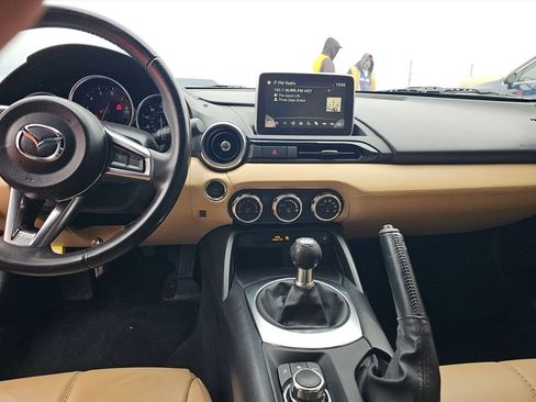 Used 2016 MAZDA MX-5 Miata Grand Touring image 12