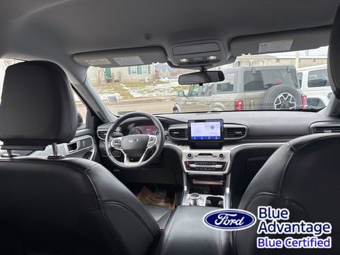 Used 2022 Ford Explorer XLT w/ Equipment Group 202A image 43