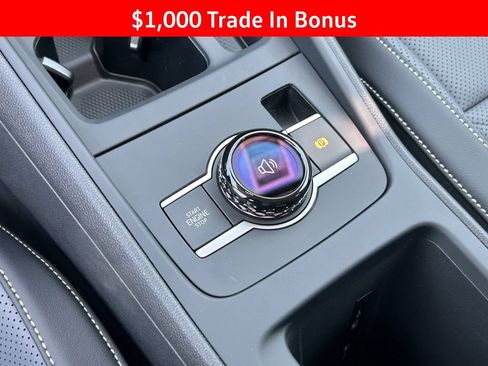 New 2026 Volkswagen Tiguan SE FWD image 23