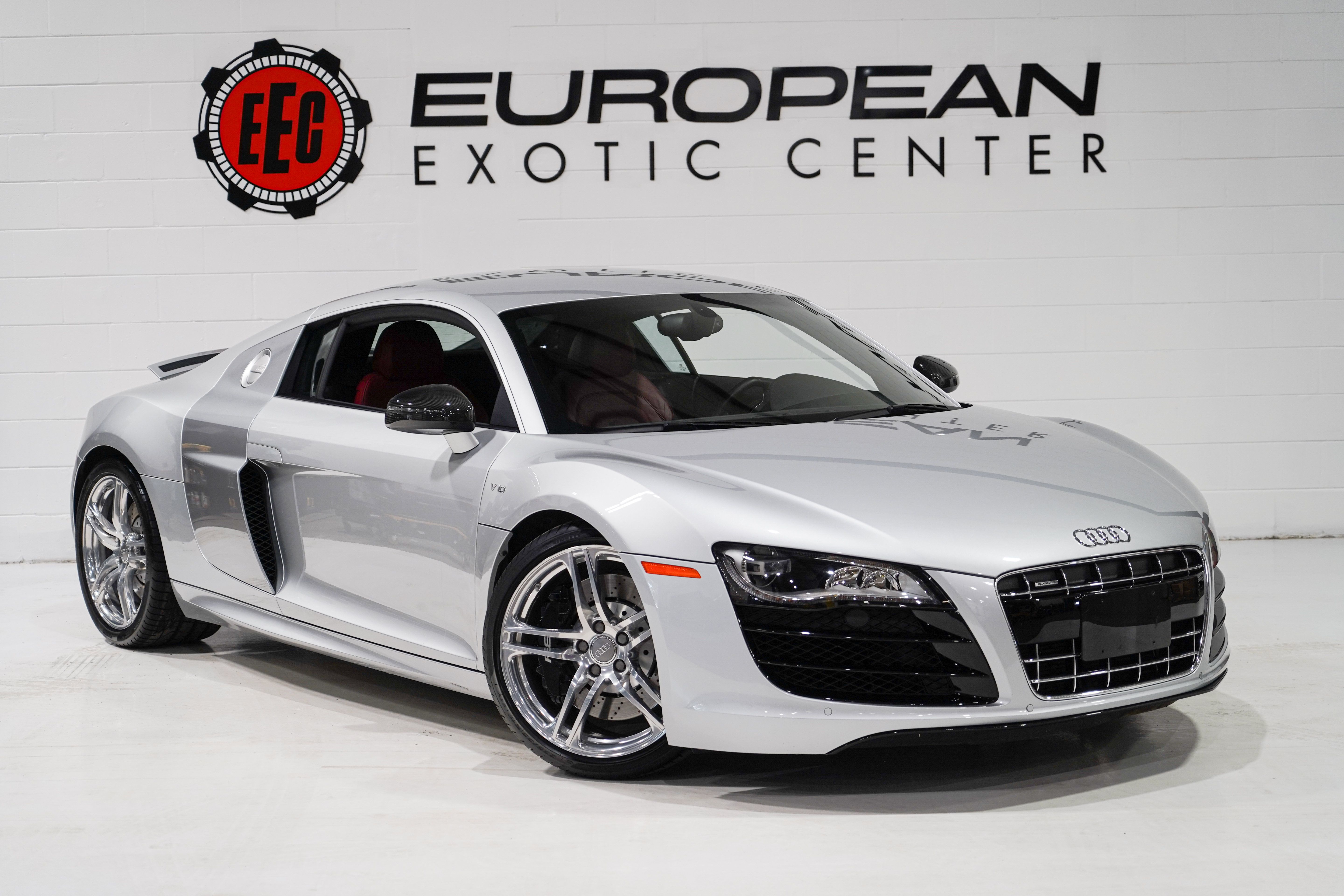 Used 2010 Audi R8 V10 AWD/4WD image 1
