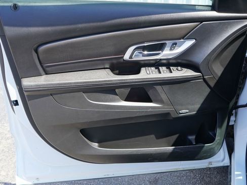 Used 2017 GMC Terrain SLE AWD/4WD image 10