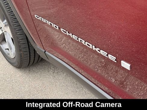 New 2026 Jeep Grand Cherokee Limited w/ Luxury Tech Group II RWD image 29