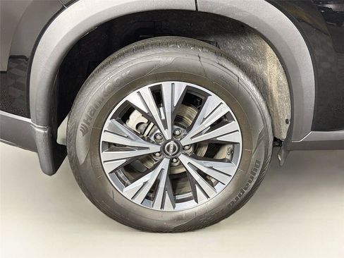 Used 2023 Nissan Rogue SV w/ SV Premium B Package AWD/4WD image 34