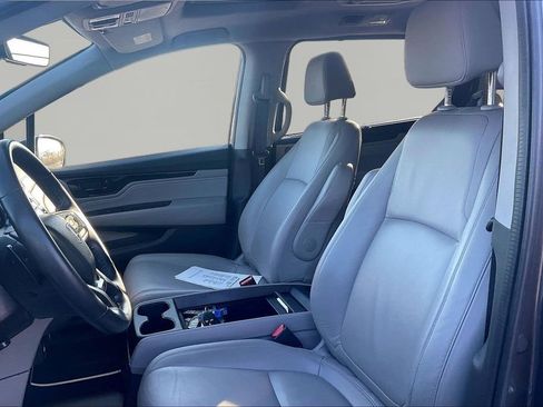 Used 2023 Honda Odyssey Touring image 23
